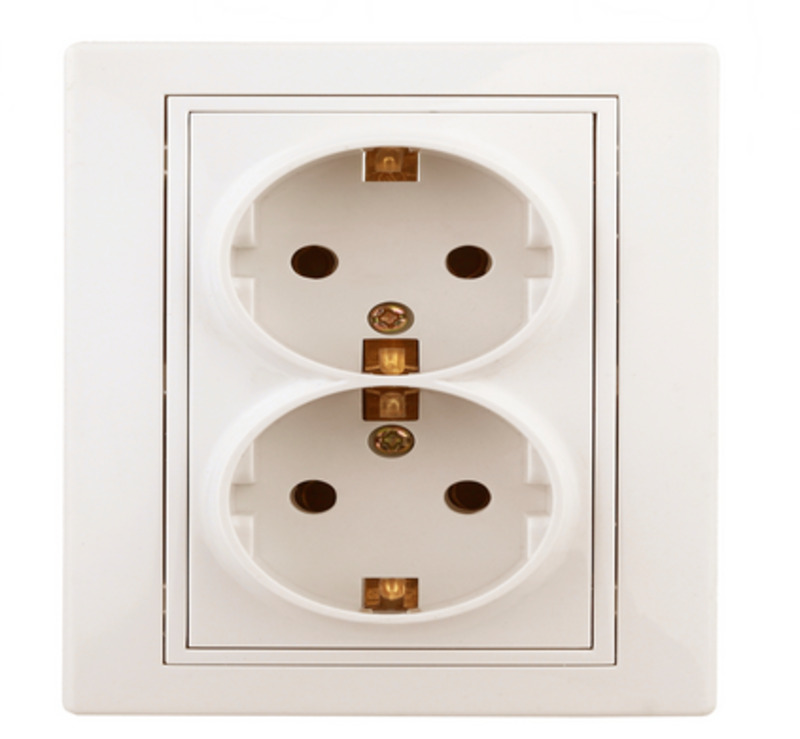 (не использ)1-205-02 Intro Розетка 2X2P+E Schuko, 16А-250В, IP20, СУ, Plano, сл.кость (10/100/1200)