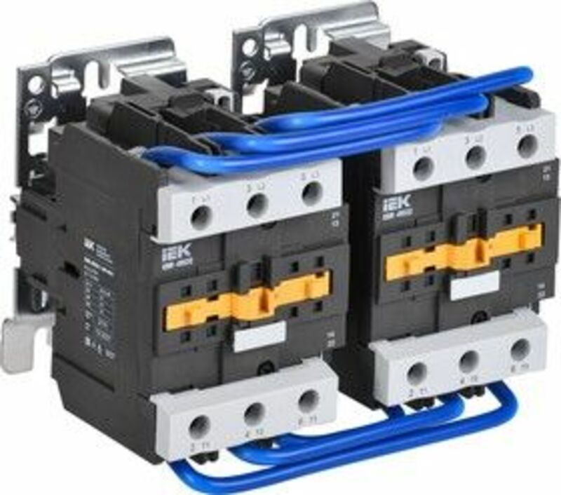 Контактор КМИ-49532 реверс 95А 230В/АС3 2НО;2НЗ IEK