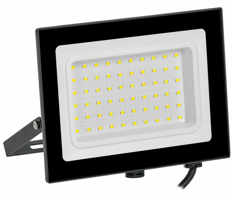 Прожектор LED СДО 06-70 IP65 4000К черный IEK